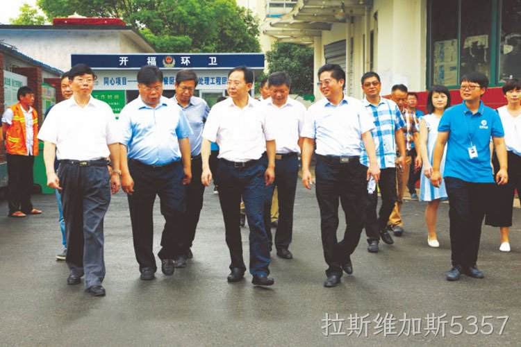 湖北林业局党组成员、副局长李蔚